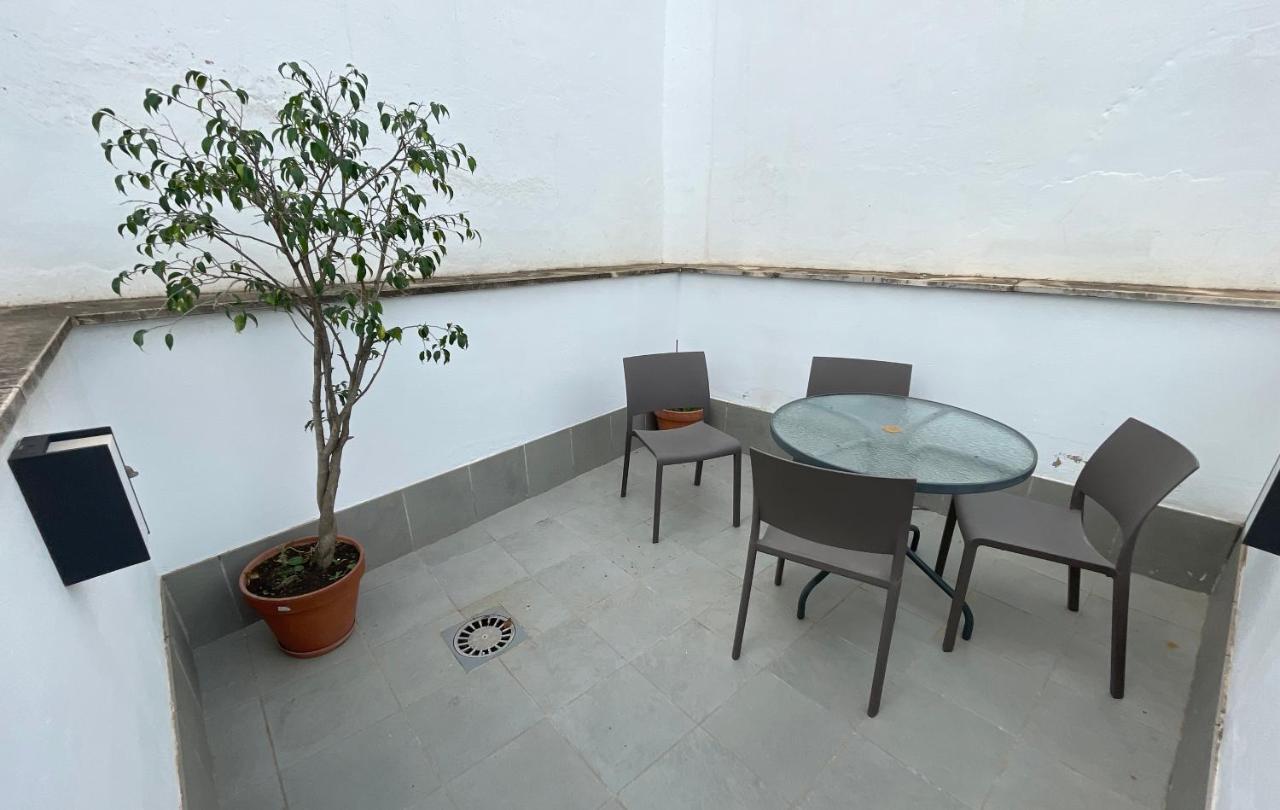 Ritual Sevilla Suites - Malaver 23 (Adults Only) ภายนอก รูปภาพ