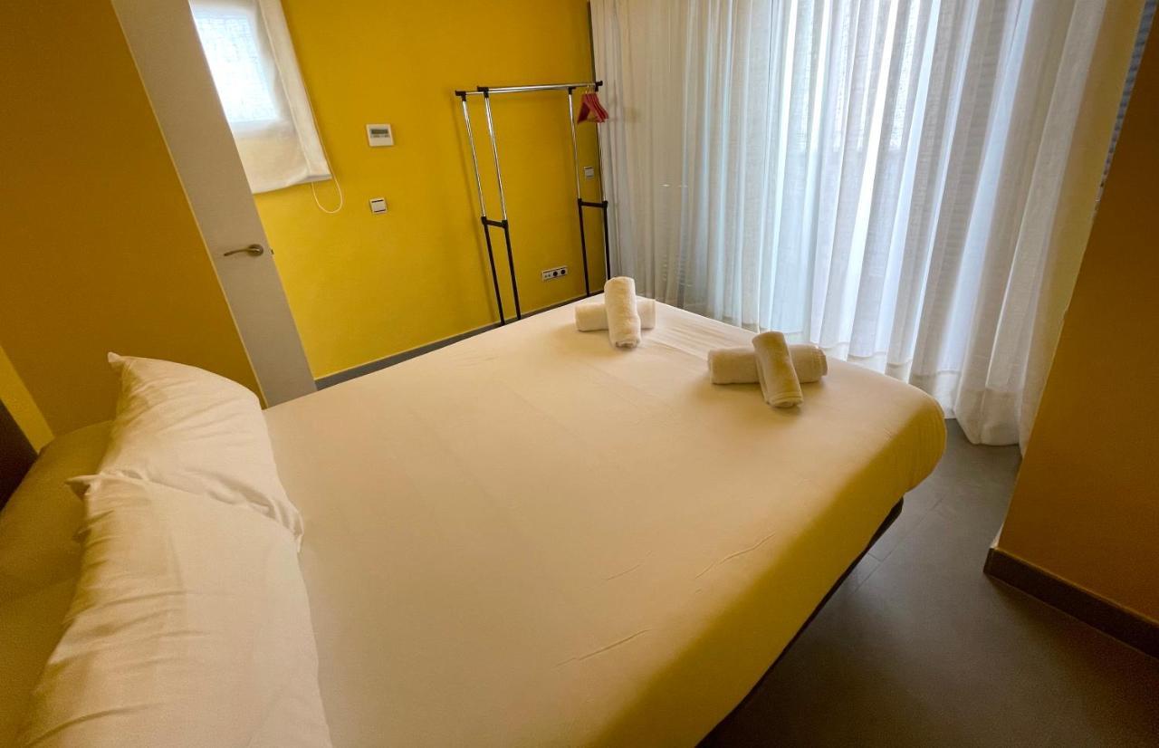 Ritual Sevilla Suites - Malaver 23 (Adults Only) ภายนอก รูปภาพ