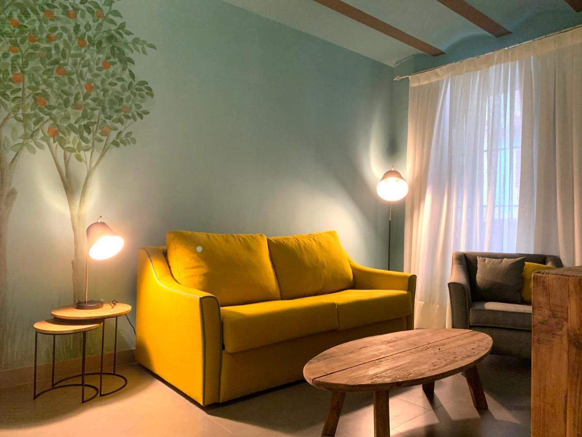 Ritual Sevilla Suites - Malaver 23 (Adults Only) ภายนอก รูปภาพ