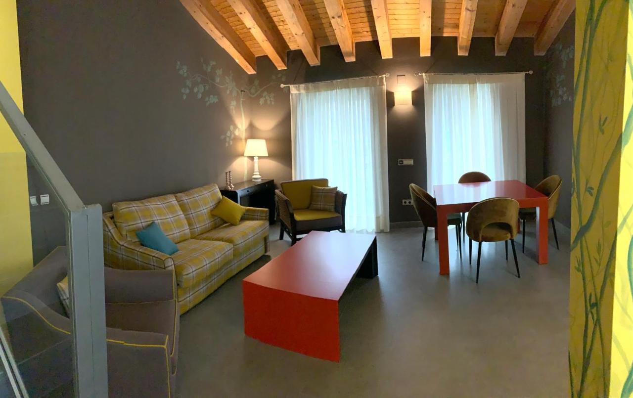 Ritual Sevilla Suites - Malaver 23 (Adults Only) ภายนอก รูปภาพ