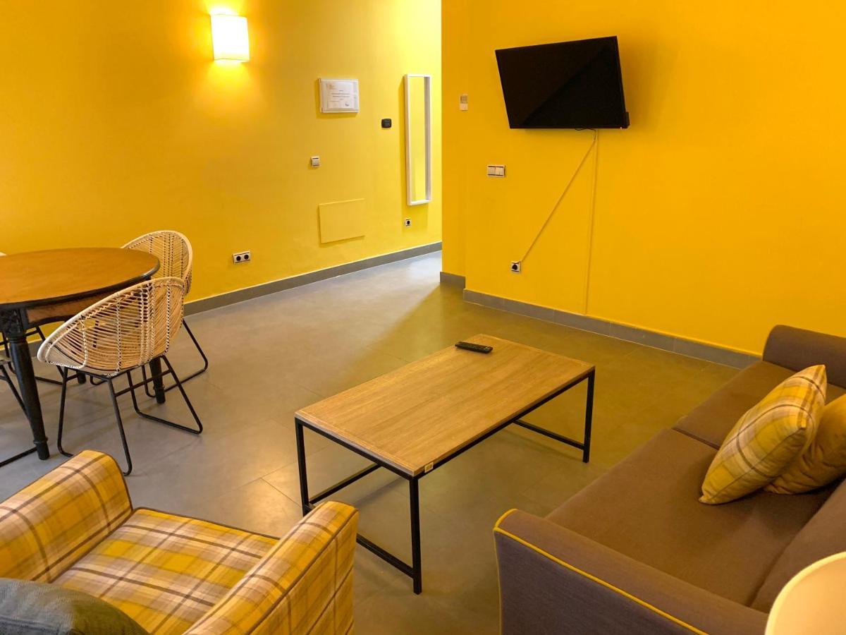 Ritual Sevilla Suites - Malaver 23 (Adults Only) ภายนอก รูปภาพ